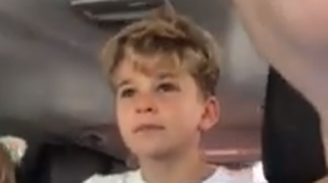 El desopilante video de un niño que se queja de las tareas de la escuela