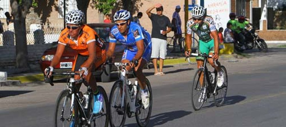 El pampeano Elías Pereyra se adueñó del Circuito Azul