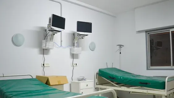 Hay más de 160 internados por coronavirus y 28 con asistencia respiratoria