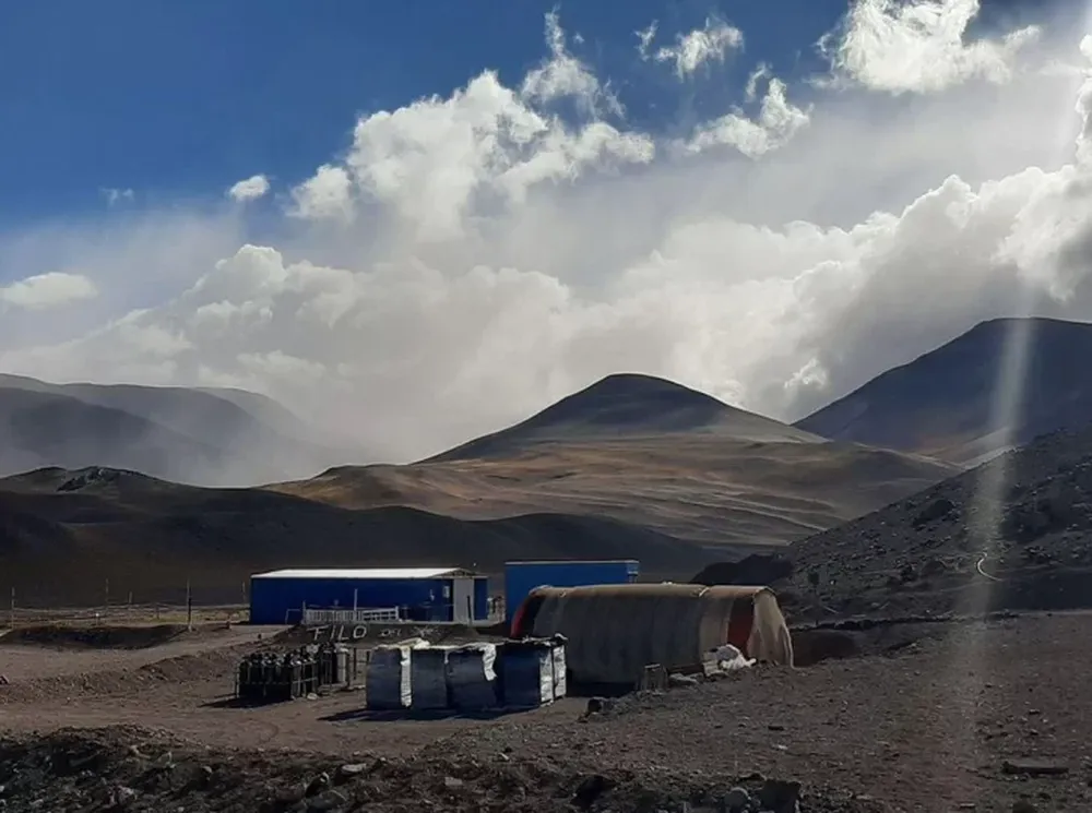 Filo del sol: hallan zona de concentración mineral mejor que la que tenia Veladero