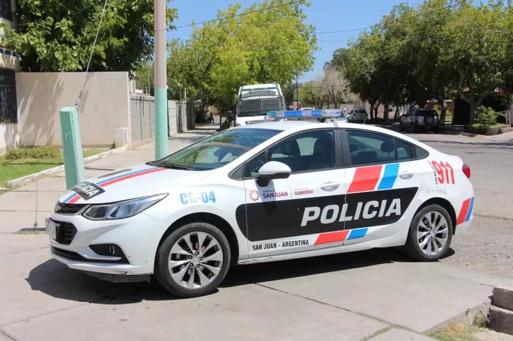 Seis familias intentaron tomar un terreno en Chimbas y fueron desalojados por la policía