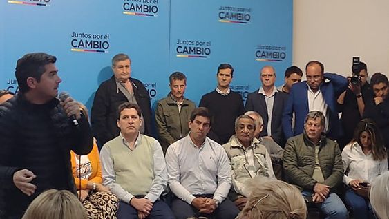 Arancibia pidió que Conti defina si mantiene su cargo o juega en política