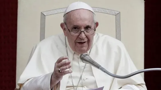 Referentes de todo el arco político, económico y social se unieron para saludar a Francisco