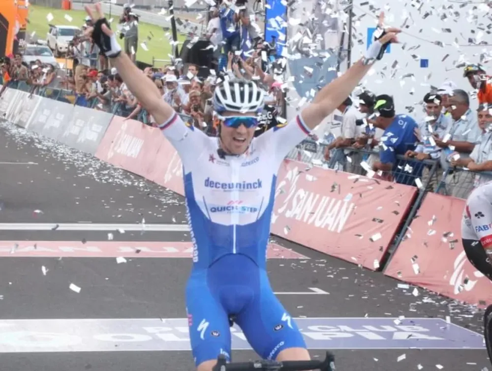 Reviví la llegada de la sexta etapa