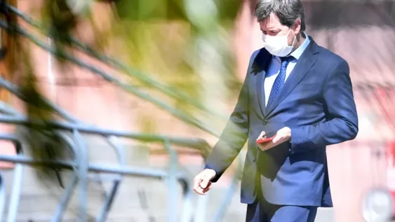 La renuncia indeclinable del apuntado por Cristina