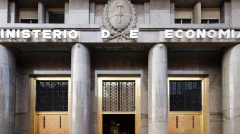 Aseguran que por la recesión se frena el envío de fondos a provincias