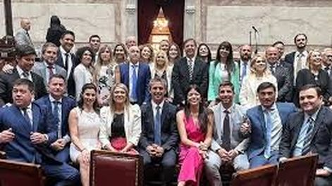 LLA sumó seis diputados