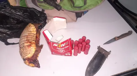 En Bermejo: detuvieron a dos sujetos que habían cazado un quirquincho