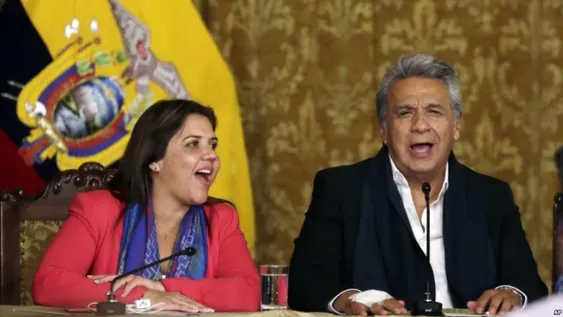 El presidente de Ecuador separó a la vice por estar acusada de corrupción