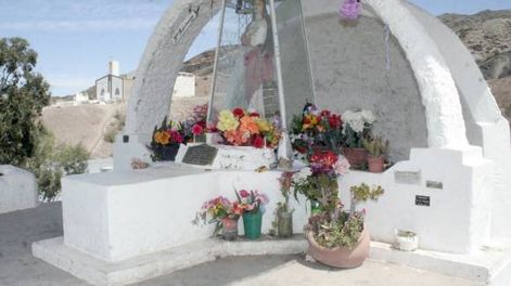 Una capilla que nació  con ruinas de 3 templos