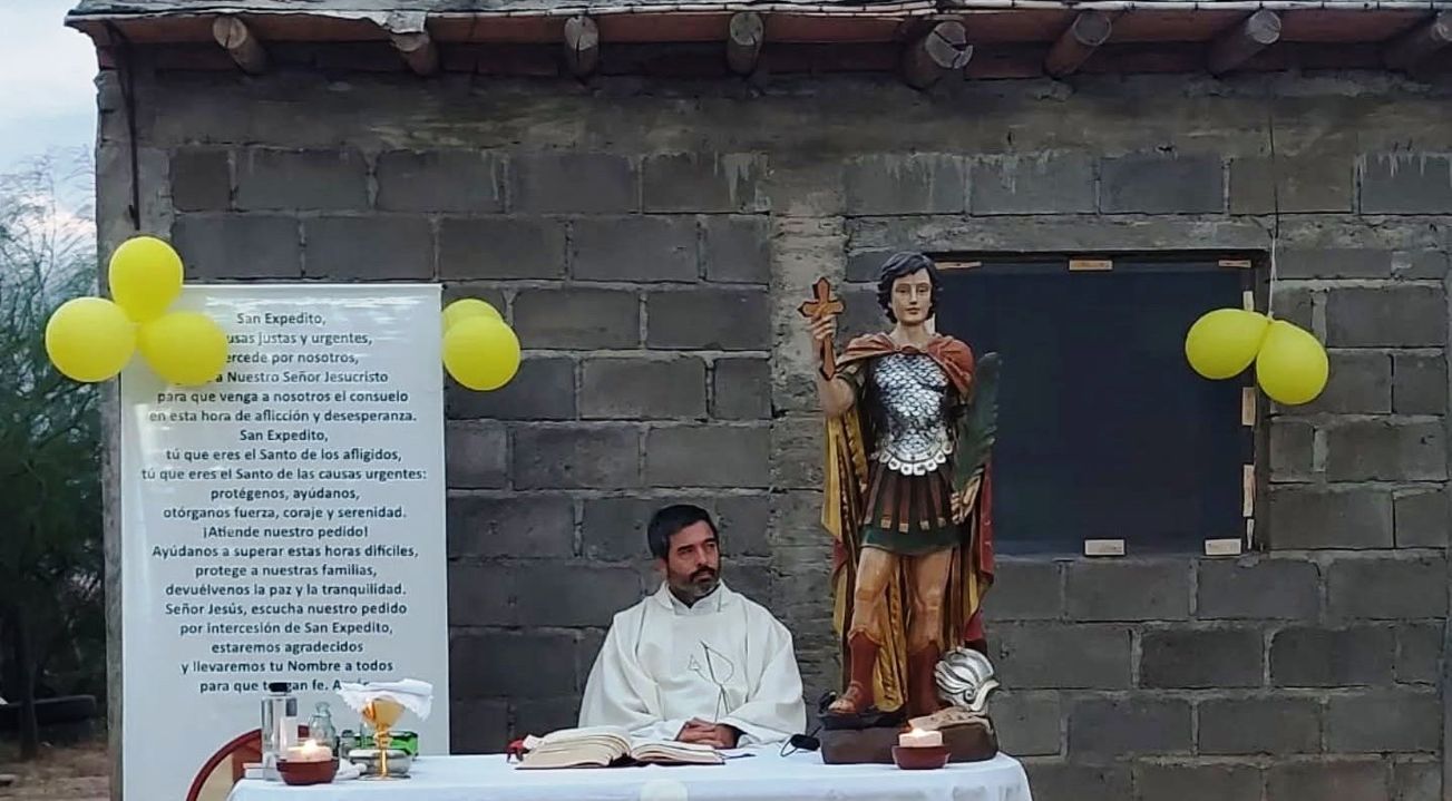 El próximo 19 de abril se realizarán las Fiestas Patronales de San Expedito, en la previa habrá un festival artístico y una vigilia con procesión de antorchas. El próximo 19 de abril se realizarán las Fiestas Patronales de San Expedito, en la previa habrá un festival artístico y una vigilia con procesión de antorchas.