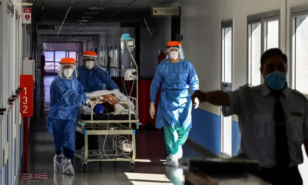 Cuarta semana de aumentos en los casos de Covid-19: reportaron 41.735 contagios y 76 muertes