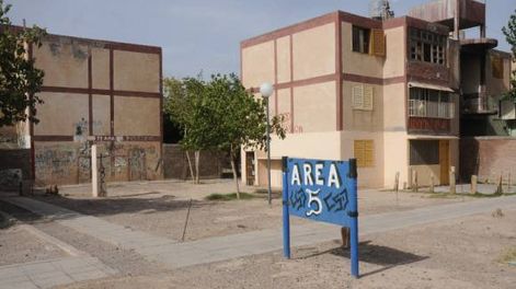 Vecinos del Aramburu siguen en contra del cambio de nombre