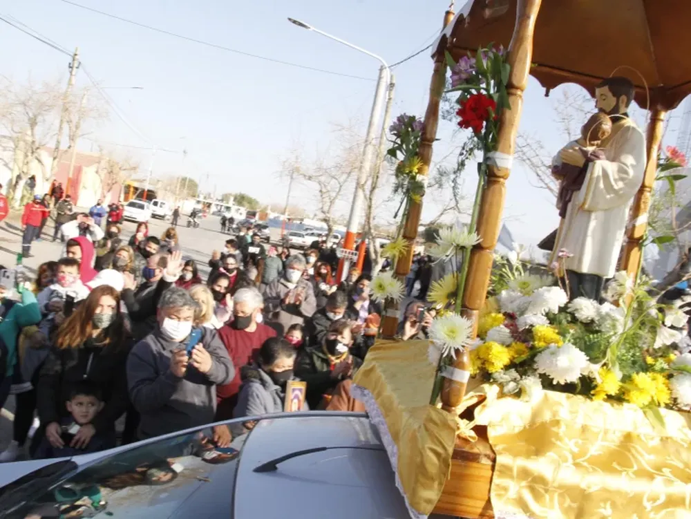 Día de San Cayetano: horarios y lugares para honrar al patrono del pan y el trabajo