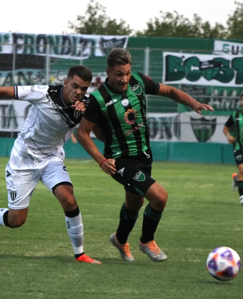 San Martín cambia en el ataque