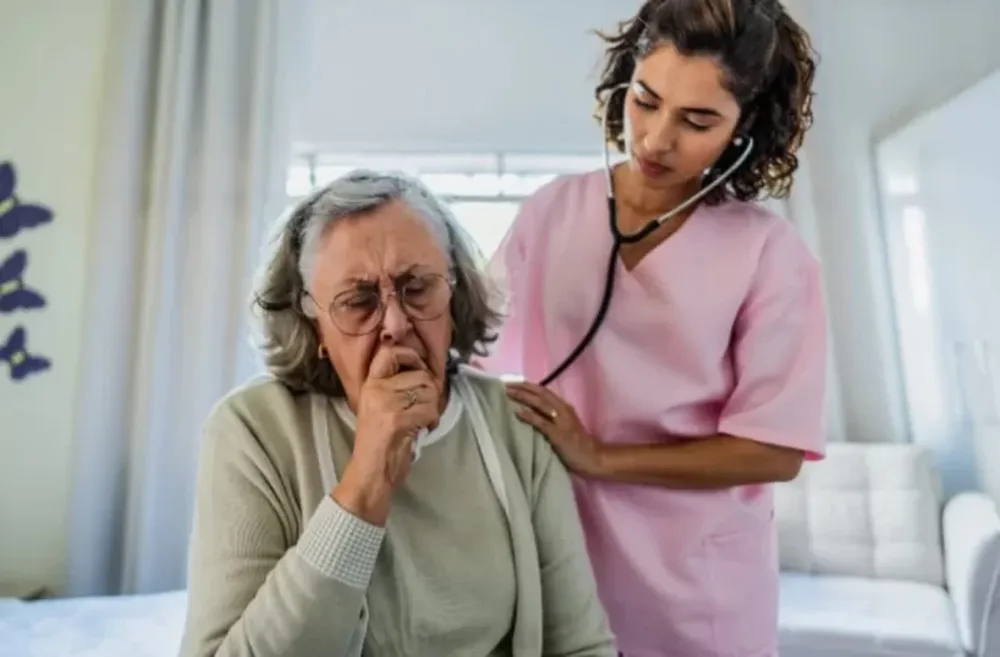 ATENTO. Generalmente los síntomas se presentan a partir de los 50 y 60 años.