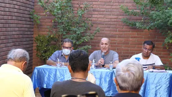 Los gremios rechazaron la propuesta y el Gobierno no descartó una mejora