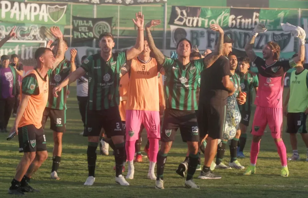 ESTA IMAGEN es la que los sanjuaninos quieren ver el domingo ante Aldosivi. A San Martín le falta una materia para no irse a marzo, lograr eficacia ofensiva.