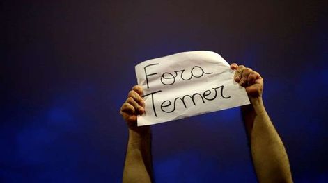 Otra noche de protestas en Brasil