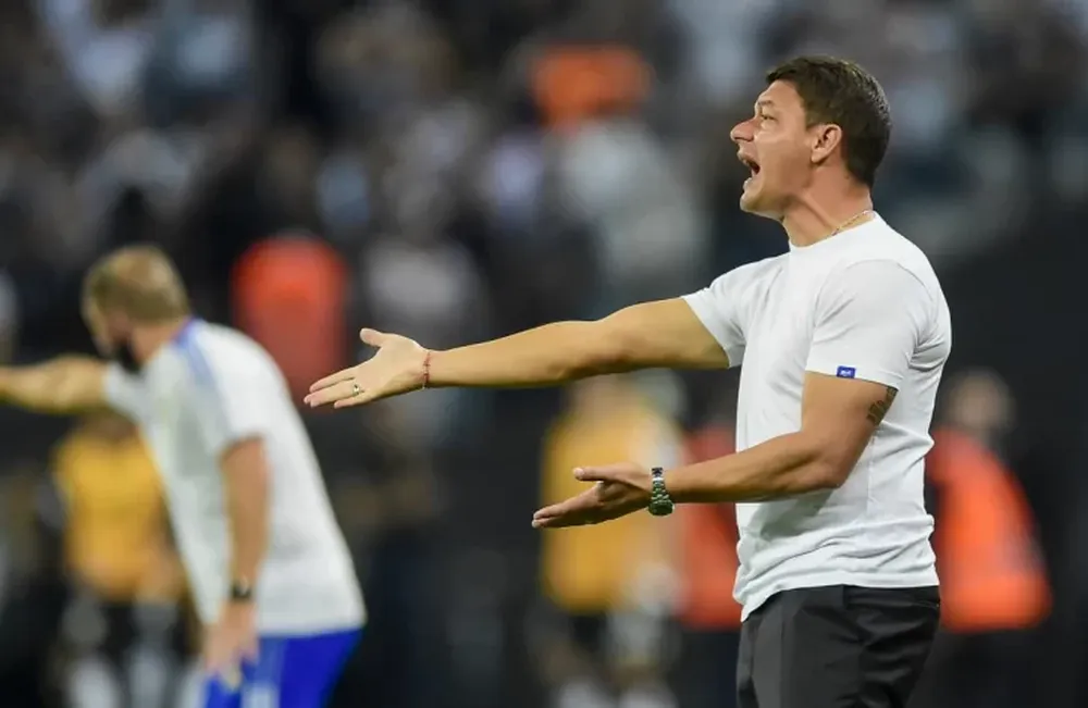 El futuro de Battaglia vuelve a estar en tiempo condicional