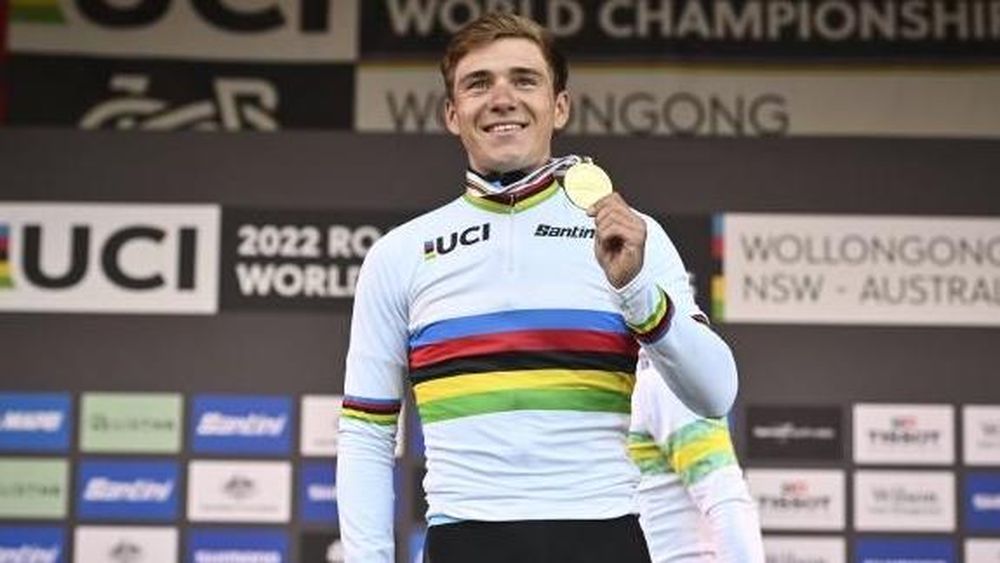 Remco Evenepoel es el nuevo campeón mundial en contrarreloj, mientras que Dotti terminó 46°