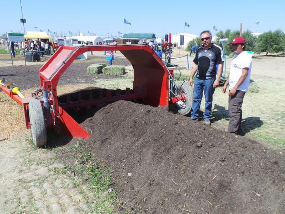 Humus de lombriz sólido y ahora también líquido, como ecoabono