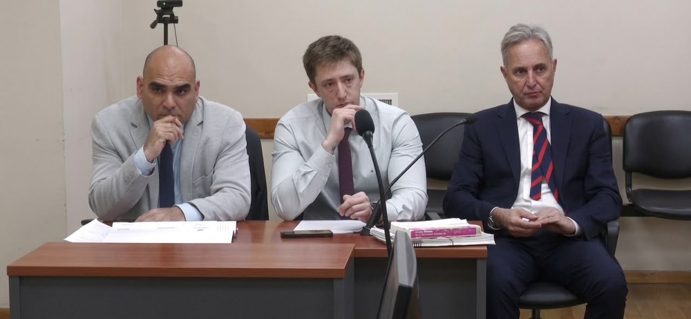 Los ayudantes fiscales Jos&eacute; Salinas y Nicol&aacute;s Zapata y el fiscal Miguel Gay, los investigadores de la UFI Delitos Contra la Propiedad, encargados de esclarecer el hecho.&nbsp;