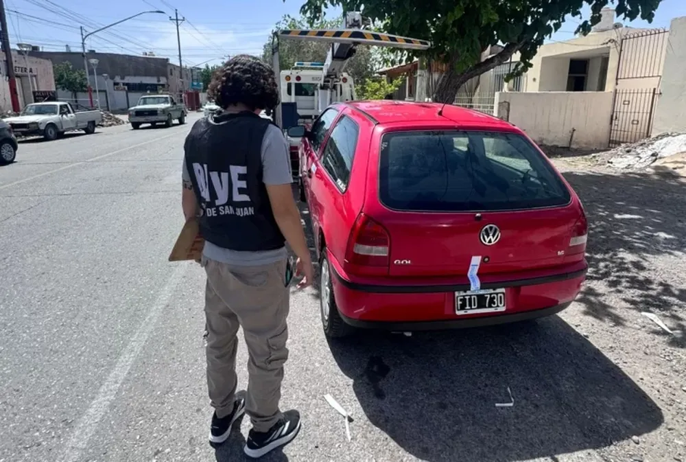 Secuestraron en Chimbas un auto denunciado en La Rioja tras una estafa