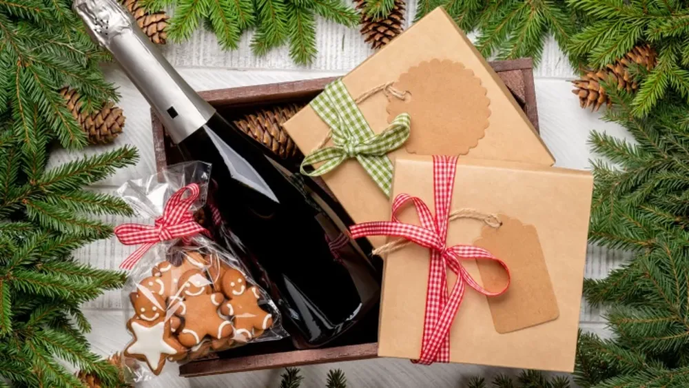 Se llevó la caja navideña de una compañera: la Justicia dijo que su despido estuvo justificado