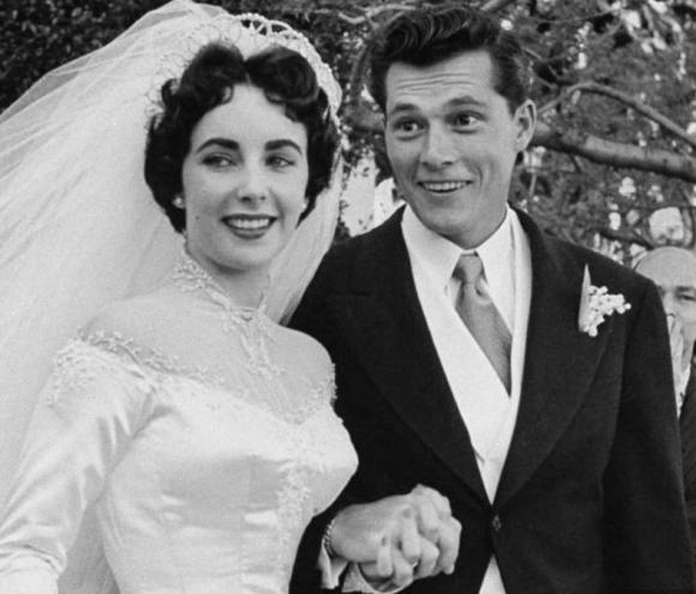 Doña Liz y sus maridos