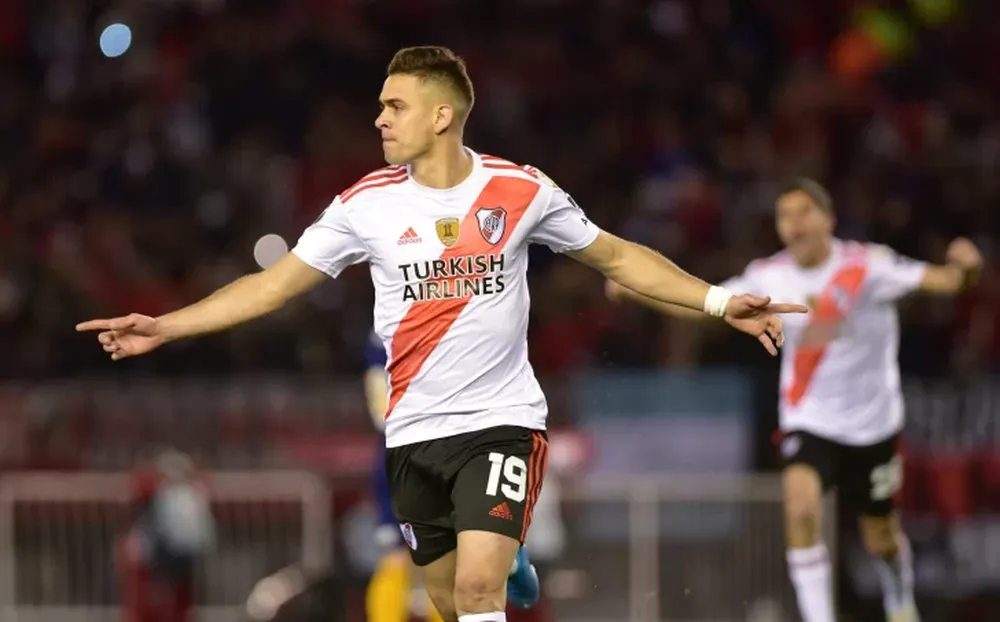 River fue más que Boca y puso un pie en la final