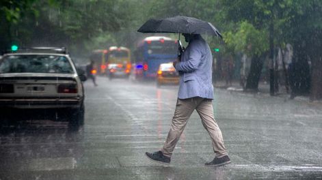 Un jubilado se electrocutó en medio de la tormenta en Mendoza