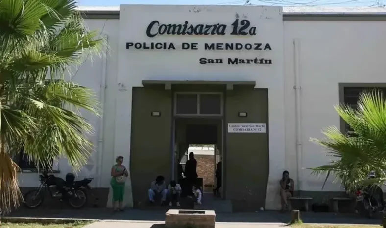 Un estudiante apuñaló a otro en un evento escolar en Mendoza