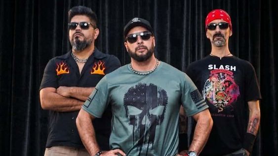 Organizadora del Metal Fest, la banda Nuevo Poder está integrada por Rodrigo Vargas (bajo), Pablo del Castillo (guitarra y voz) y Hernán Peralta (batería).