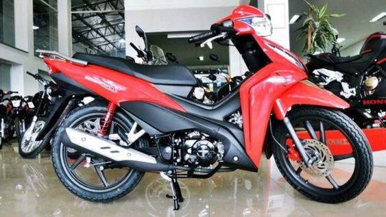 el patentamiento de motos trepo un 34,2% en agosto y ya roza el 41% anual
