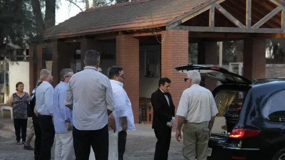 Una despedida entre montañas