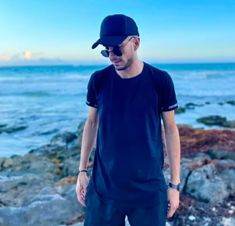 EL DJ sanjuanino posee una extensa experiencia en shows de música electrónica en Argentina y México.