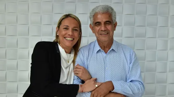 En San Juan hubo festejo de Uñac, pero también de la oposición local