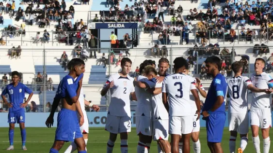 Estados Unidos, a un paso del boleto