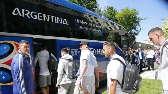 Messi y la Selección ya están en el estadio a la espera de Islandia