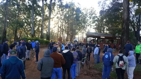 VIRASORO. Los trabajadores se movilizaron ayer a las puertas de la planta.