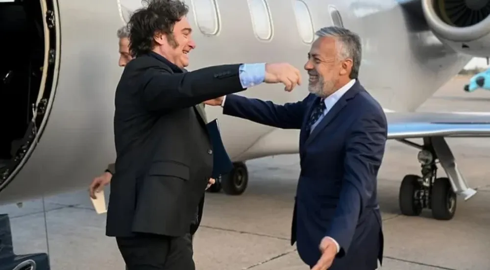 MILEI Y CORNEJO. El gobernador de Mendoza anunciará en los próximos días el acuerdo electoral con los libertarios.