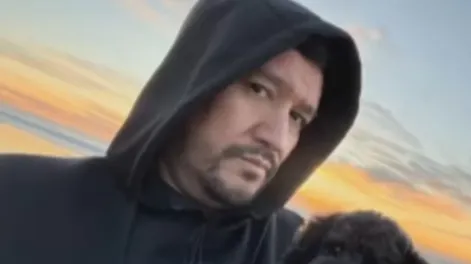 Murió el hombre al que un “viudo negro” que conoció por Tinder lo drogó y le robó