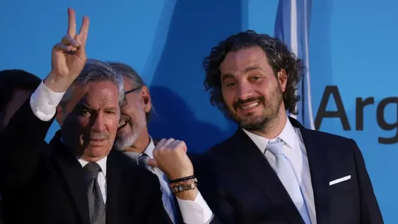 Insólitos cruces entre ministros y el jefe de Gabinete por los presos políticos