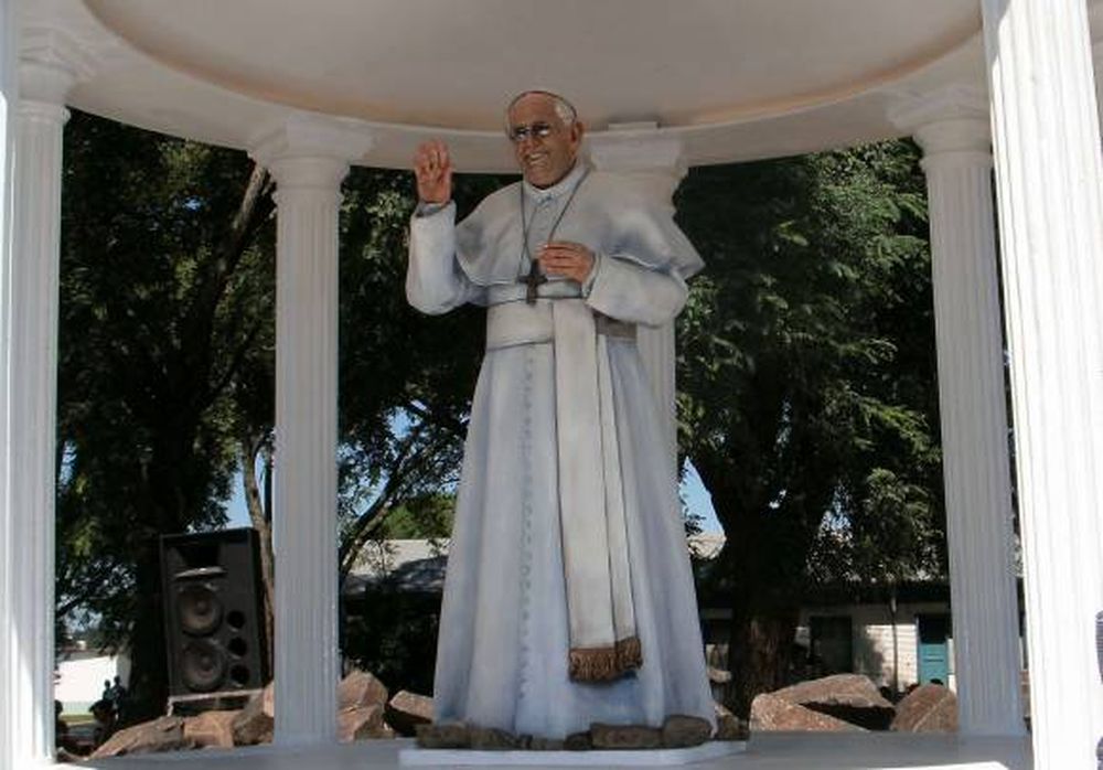 ‘Recen por mí’ pidió el Papa en su aniversario