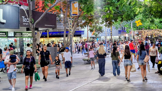 La actividad comercial en San Juan tendrá modificaciones durante Semana Santa.