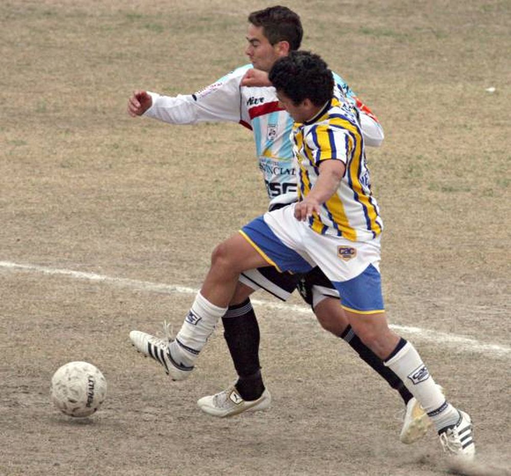 Festejo doble de Alianza