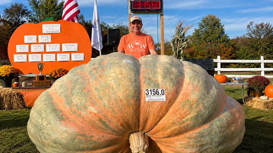 una calabaza de 1.431 kilos rompio el record mundial una semana despues de que se fijara otra marca
