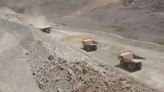 Pelambres: piden frenar la causa penal hasta terminar el retiro de la escombrera