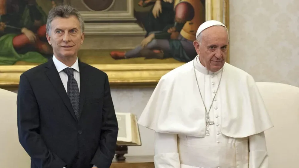 Macri y un nuevo intento de acercamiento con el Papa: le envió una carta
